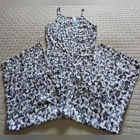 NWT Jumpsuit Amerie Floral Sleeveless Scoop Neck Crepe Wide Leg - Picture 2 of 16